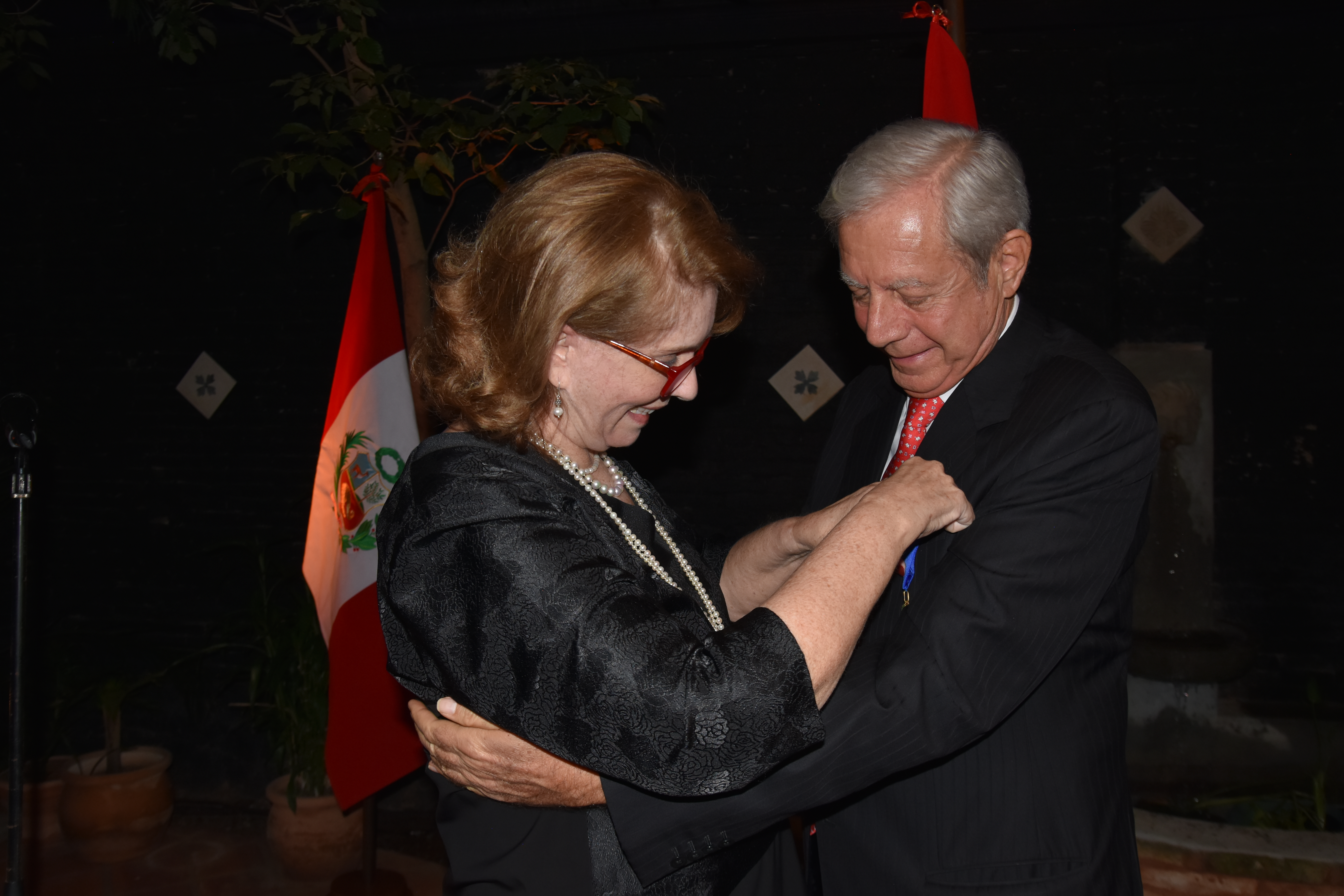 Esteban Morábito Heilbrunn, President of MAAHSA and Honorary Consul of Peru in Asunción, was awarded the "Orden al Mérito del Servicio Diplomático" (Order of Merit of the Diplomatic Service) in recognition of his diplomatic contributions.